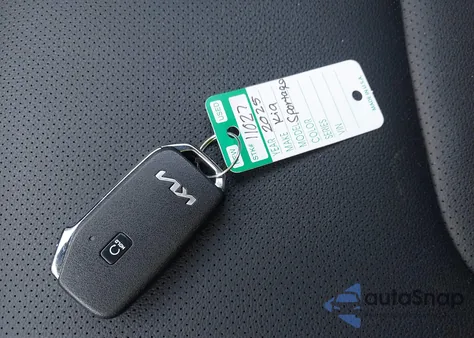 2025 Kia Sportage Hybrid Ex z USA, uszkodzony, nr VIN KNDPVCDG6S7195377